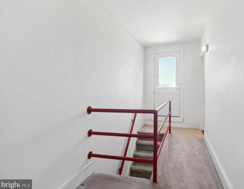 131 Greenwich St, Philadelphia PA 19147-6023 exterior