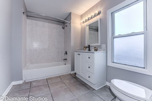 631 14 Ave, Broadview IL 60155-4002 exterior