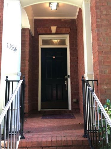 1194 Brookhaven Gln, Atlanta GA  30319-4707 exterior