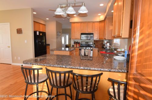 203 15th Ave, Belmar NJ  07719-2521 exterior