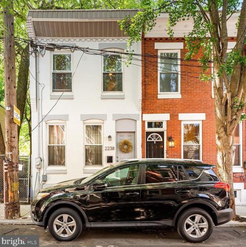 2238 Gerritt St, Philadelphia PA 19147-5821 exterior