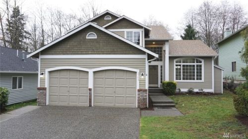 2305 211th St, Bothell, WA 98021-4202