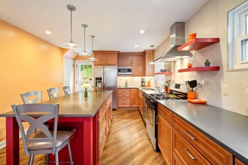 255 Cascade Rd, Pittsburgh PA 15221-4439 exterior