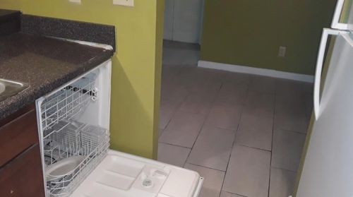 5923 Sutcliff Sq, Lithonia GA  30058-4781 exterior