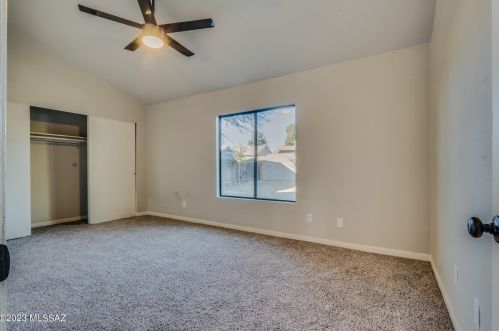 10455 Bridgestone Pl, Tucson AZ 85730-5001 exterior