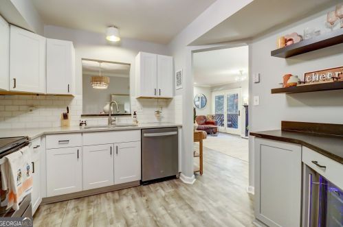 692 Mcgill Pl, Atlanta GA 30312-1073 exterior