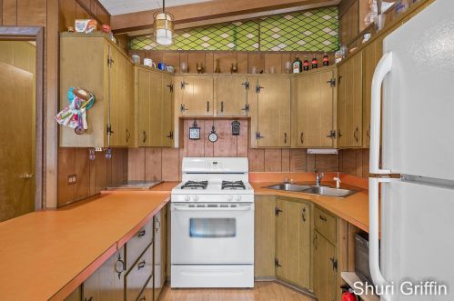 11470 Bluewater Hwy, Lowell MI 49331-9220 exterior