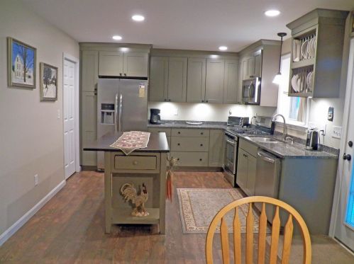 7166 Oak Hill Rd, Concord, NH 03307-0809