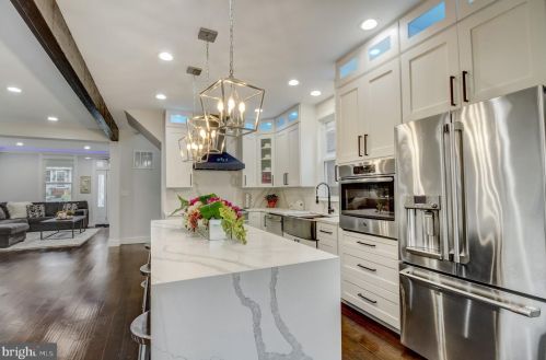 2911 17th St, Washington DC  20018-1825 exterior