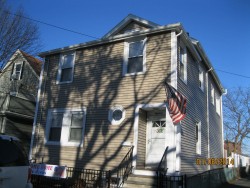 18 West St, Newton, MA 02458-1326