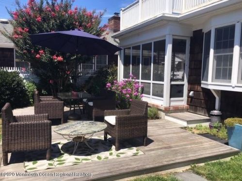 27 Goetze St, Point Pleasant Beach NJ  08742-5303 exterior