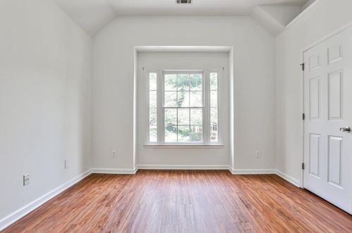 1102 Glenrose Dr, Smyrna GA 30080-4126 exterior