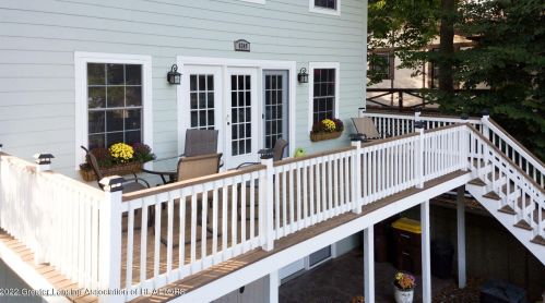 6249 Reynolds Rd, Haslett MI 48840-8906 exterior