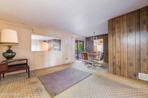 426 Calle Garcia, Tucson AZ 85706-5209 exterior