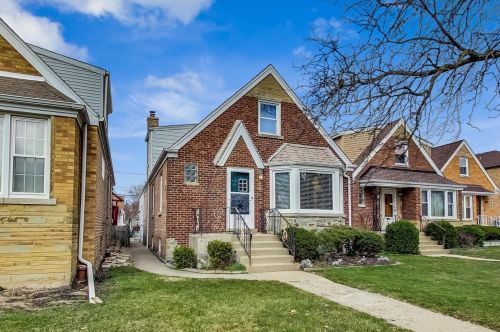 6712 Devon Ave, Chicago, IL 60631-2004