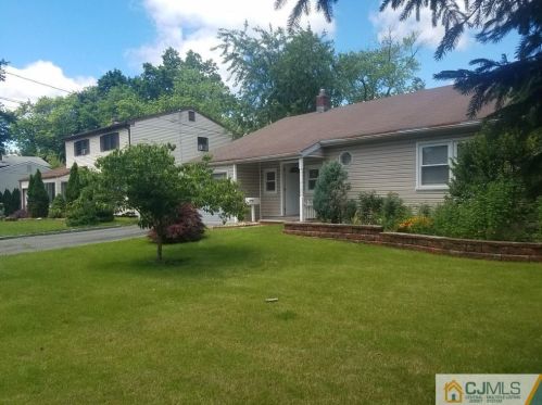 392 Durham Ave, Edison NJ  08817-2310 exterior