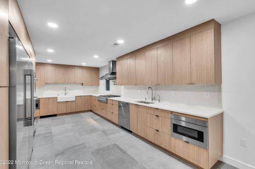 722 Green Valley Rd, Jackson Twp NJ  08527-2942 exterior