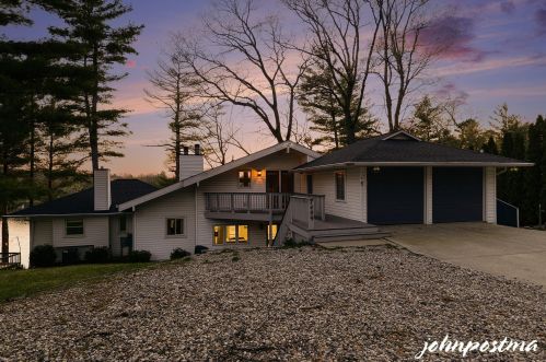 7489 Ravine Dr, Belding MI  48809-9336 exterior