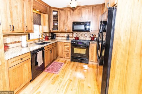 30426 147th St, Princeton, MN 55371-8534