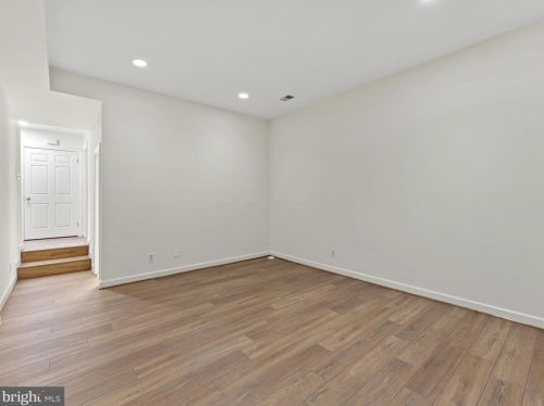 207 Glendale Ave, Alexandria VA 22301-2452 exterior