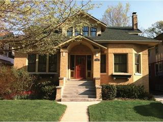 1744 100 Pl, Chicago IL  60643-2103 exterior