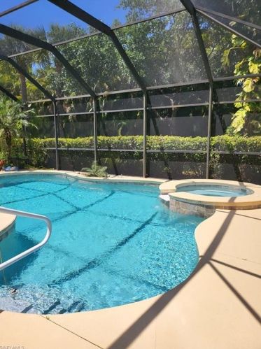 8310 Valiant Dr, Naples FL 34104-6676 exterior