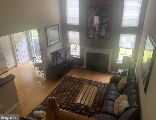 3357 Woodland Cir, Huntingdon Valley PA 19006-4246 exterior