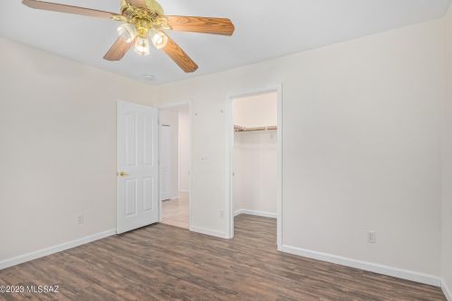 9593 Paseo Juan Tabo, Tucson AZ  85747-5007 exterior