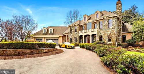 11300 Glen Rd, Rockville MD 20854-1849 exterior