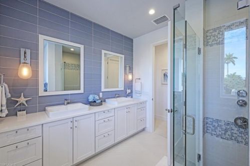 1501 Bluefin Ct, Naples FL 34102-1576 exterior