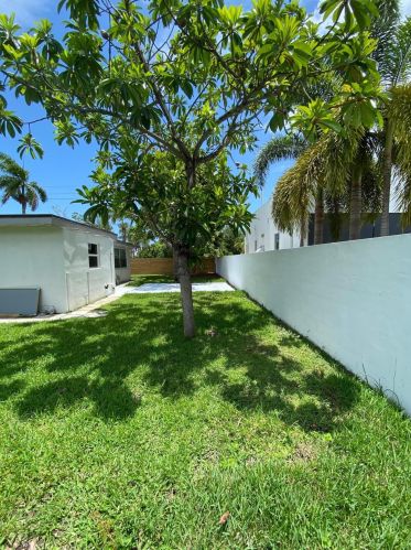 498 14th St, Boca Raton FL  33432-1414 exterior