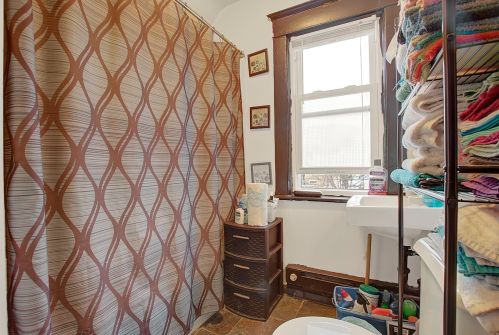 49 Cook Ave, Saint Paul, MN 55117-4996