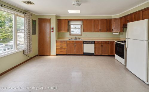 405 15 Ave, Belmar NJ 07719-2525 exterior