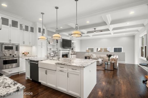 1654 Carmen Ave, Chicago IL 60640-2703 exterior