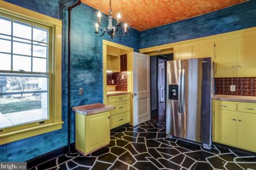 48 Cottage Ave, Lancaster PA  17602-3212 exterior