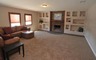 8626 4th St, Tucson, AZ 85710-2512