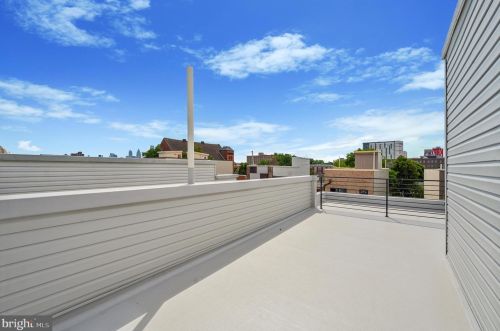 1741 Marshall St, Philadelphia PA 19120-3742 exterior