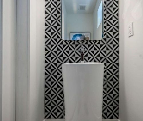 925 Garibaldi St, Atlanta GA  30310-3133 exterior