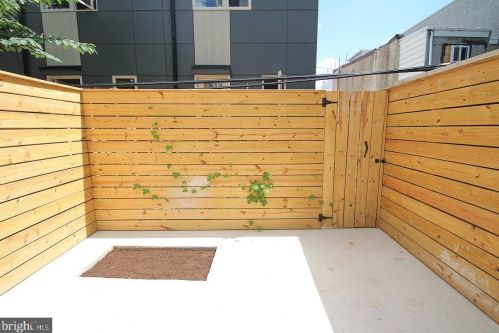 1419 Bouvier St, Philadelphia PA  19146-4724 exterior