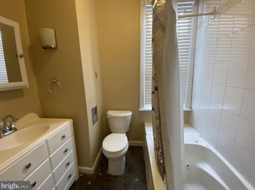 2538 Carlisle St, Philadelphia PA 19132-4012 exterior