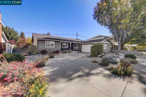 760 Citrus Ave, Concord CA  94518-2339 exterior