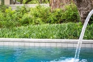 2026 Frd St, Austin TX 78704-3344 exterior