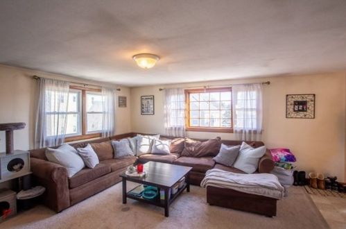 11 Hersey St, Salem MA 01970-4518 exterior