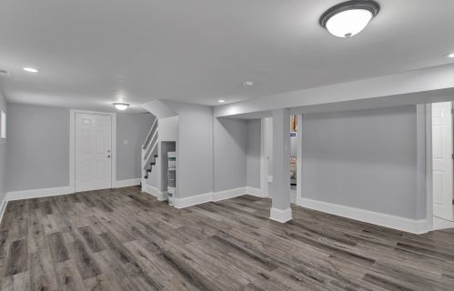 8232 Ridgeland Ave, Chicago IL  60617-1744 exterior