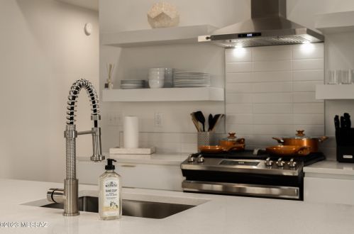 1045 Anita Ave, Tucson AZ  85705-7515 exterior