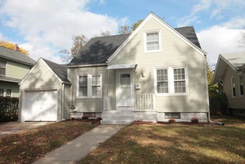 35 Osborne Ter, Springfield MA  01104-2214 exterior