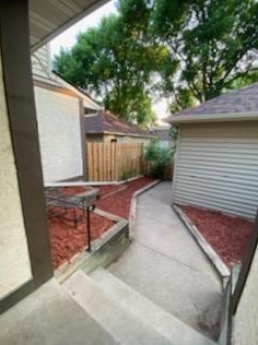 200 Bridlewood Dr, Saint Paul MN 55119-4668 exterior