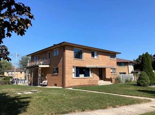 3108 Ruskin St, Milwaukee, WI 53215-4220