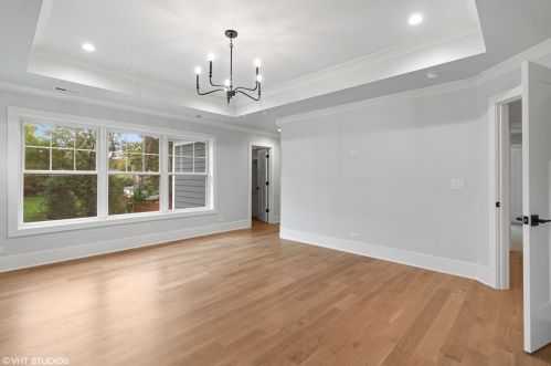 245 Highland Ave, Elmhurst IL  60126-2554 exterior