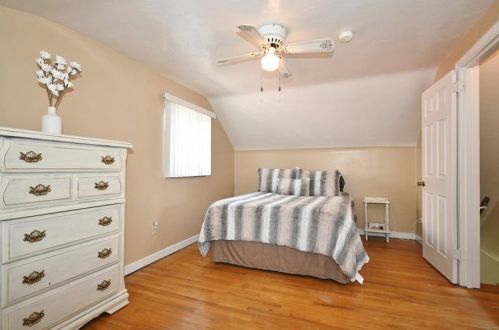 926 Agnew Rd, Pittsburgh PA 15227-3902 exterior